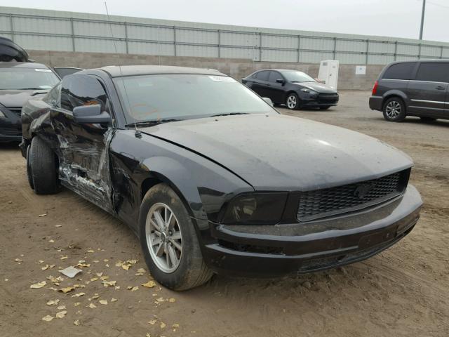 1ZVFT80N755158080 - 2005 FORD MUSTANG BLACK photo 1