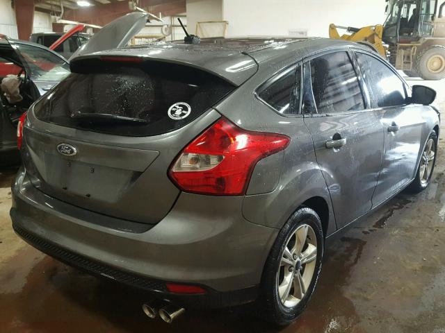 1FADP3K28DL289698 - 2013 FORD FOCUS SE GRAY photo 4