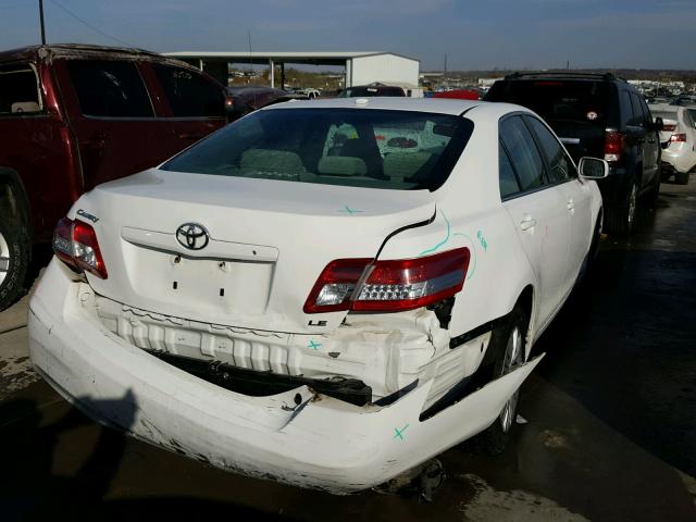 4T1BF3EK0BU741081 - 2011 TOYOTA CAMRY BASE WHITE photo 4