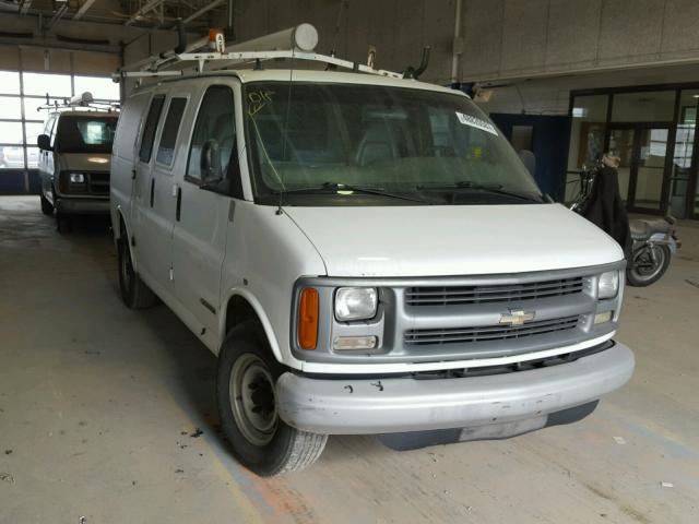 1GCHG35R1Y1205453 - 2000 CHEVROLET EXPRESS G3 WHITE photo 1