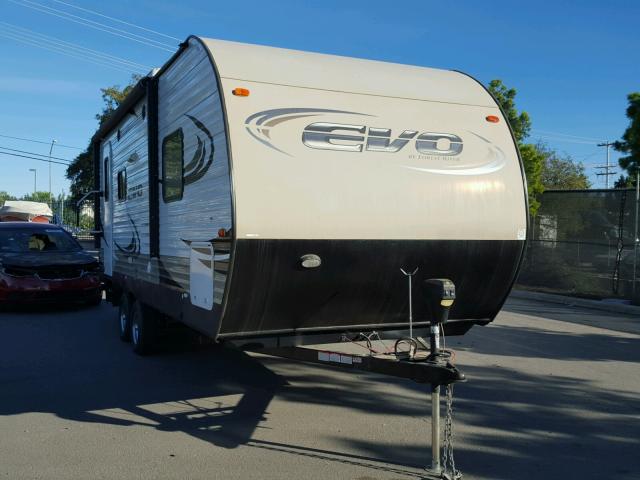 4X4TSJW27GC014244 - 2016 WILDWOOD 5TH WHEEL TWO TONE photo 1