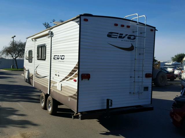 4X4TSJW27GC014244 - 2016 WILDWOOD 5TH WHEEL TWO TONE photo 3