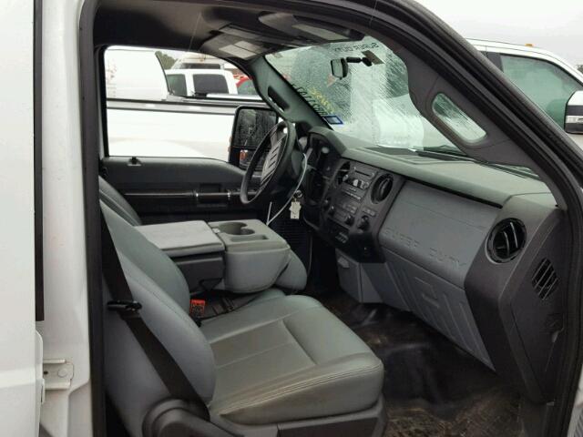 1FT7W3AT9CED23333 - 2012 FORD F350 SUPER WHITE photo 5