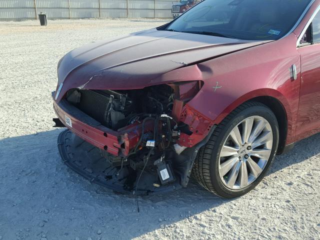 1LNHL9FT9DG617938 - 2013 LINCOLN MKS MAROON photo 9