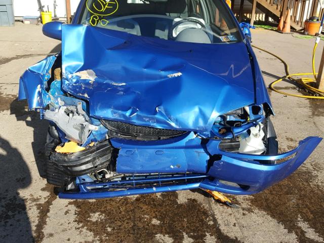 KL1TD62625B312359 - 2005 CHEVROLET AVEO BASE Կապույտ լուսանկար 7