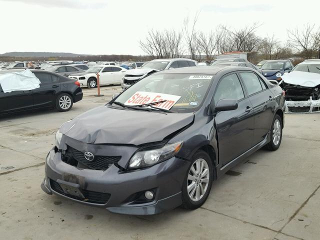 1NXBU40E69Z139048 - 2009 TOYOTA COROLLA BA GRAY photo 2