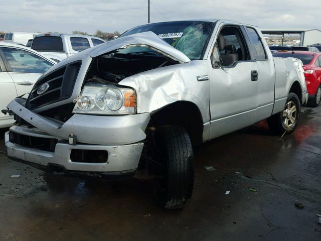 1FTRX14W15FA02951 - 2005 FORD F150 SILVER photo 2