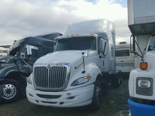 3HSCUAPR8BN263804 - 2011 INTERNATIONAL PROSTAR PR WHITE photo 2