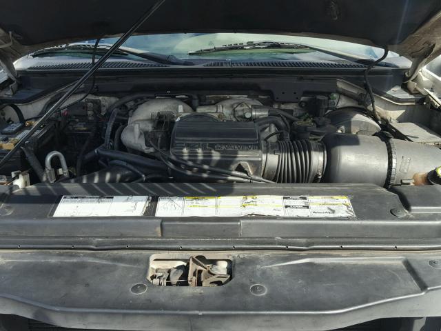 5LMEU27R11LJ25608 - 2001 LINCOLN NAVIGATOR Biały zdjęcie 7