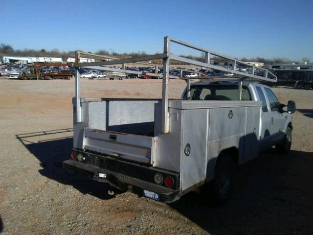 1FDSX34F5YEB52127 - 2000 FORD F350 SRW S SILVER photo 4