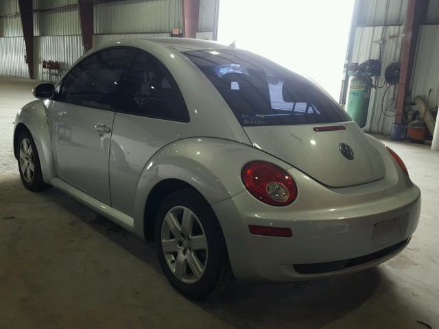 3VWRW31CX7M502941 - 2007 VOLKSWAGEN NEW BEETLE Gümüş foto 3