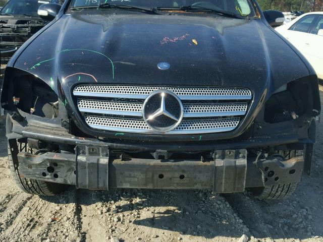 4JGAB57E65A543878 - 2005 MERCEDES-BENZ ML 350 BLACK photo 9