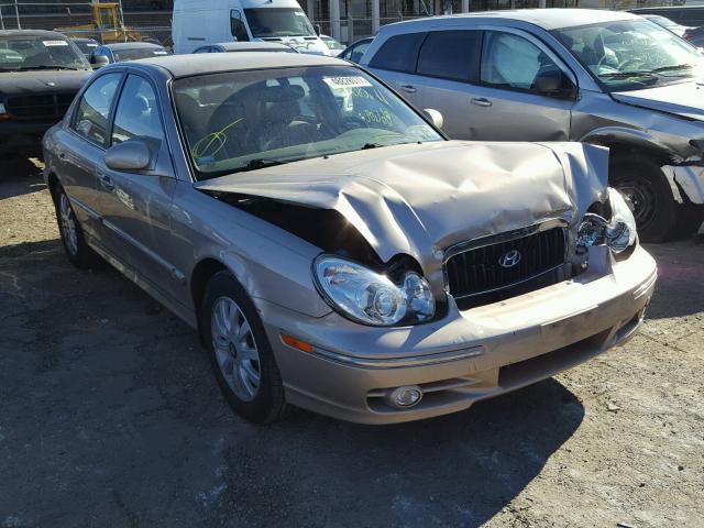 KMHWF35H45A139988 - 2005 HYUNDAI SONATA GLS GOLD photo 1