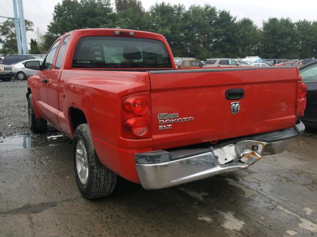 1D7HE42K85S215007 - 2005 DODGE DAKOTA SLT RED photo 3