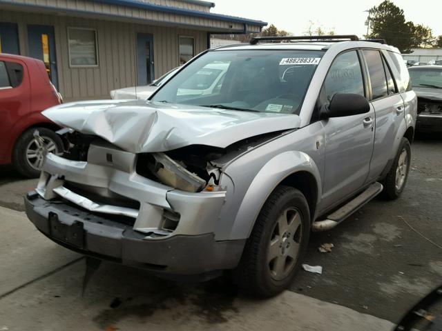 5GZCZ63444S822068 - 2004 SATURN VUE SILVER photo 2