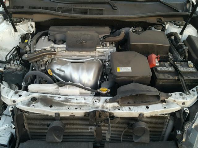 4T1BF1FK0FU996273 - 2015 TOYOTA CAMRY LE თეთრი ფოტო 7