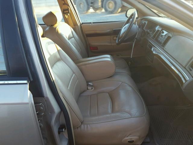 2MEFM75WXWX688201 - 1998 MERCURY GRAND MARQ TAN photo 5