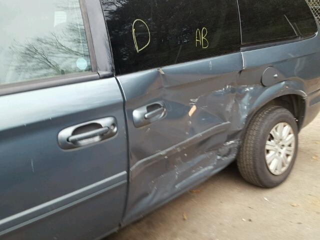 2A8GP44R46R701528 - 2006 CHRYSLER TOWN & COU GREEN photo 9