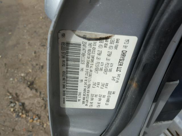 2D4FV47TX8H111619 - 2008 DODGE MAGNUM SILVER photo 10