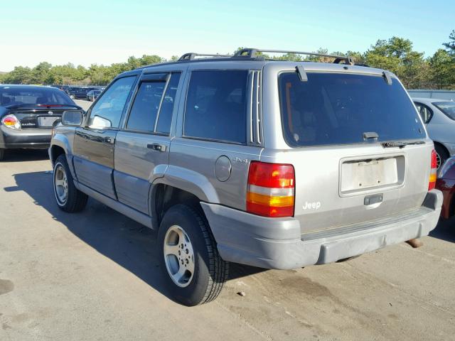 1J4GZ58S6WC102315 - 1998 JEEP GRAND CHER GRAY photo 3