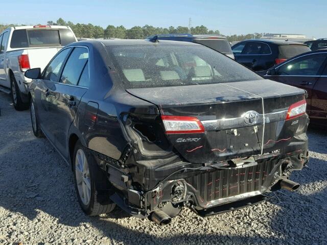 4T1BK1FKXEU551954 - 2014 TOYOTA CAMRY SE BLACK photo 3