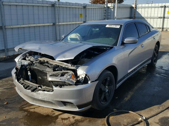 2C3CDXBGXEH102398 - 2014 DODGE CHARGER SE SILVER photo 2