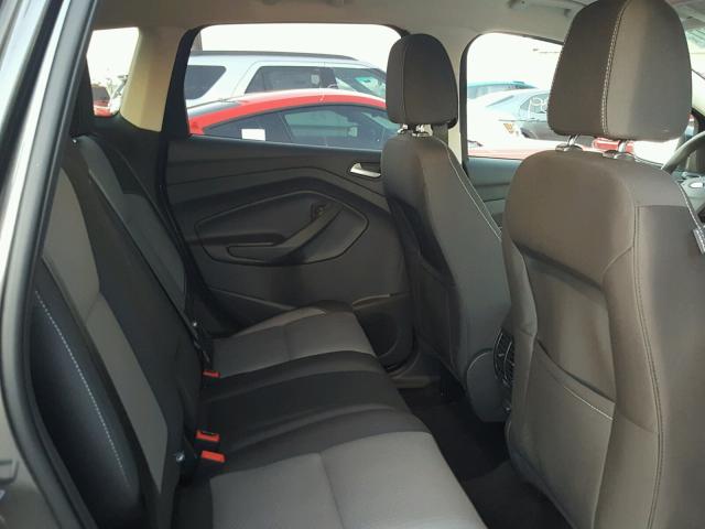 1FMCU0GD8HUC10050 - 2017 FORD ESCAPE SE 灰色 照片 6