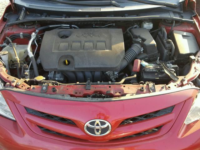 2T1BU4EE5DC964663 - 2013 TOYOTA COROLLA BA BURGUNDY photo 7