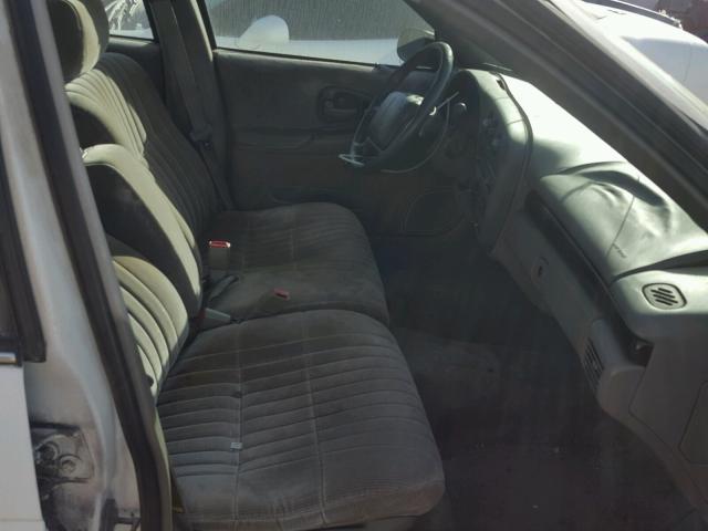 2G1WL52M6W1131261 - 1998 CHEVROLET LUMINA BAS თეთრი ფოტო 5