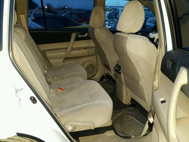 5TDZK3EH0CS065417 - 2012 TOYOTA HIGHLANDER WHITE photo 6