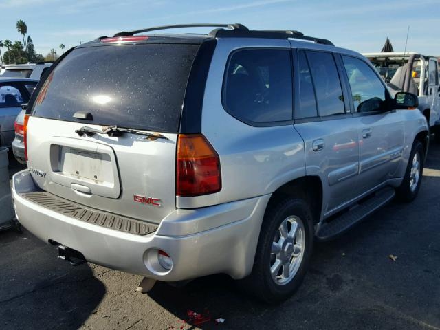 1GKDS13S252140582 - 2005 GMC ENVOY SILVER photo 4