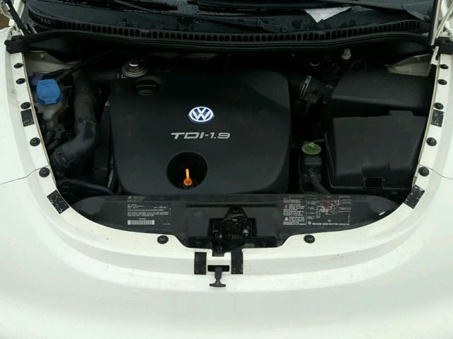 3VWCP21C63M437092 - 2003 VOLKSWAGEN NEW BEETLE 白色 照片 7