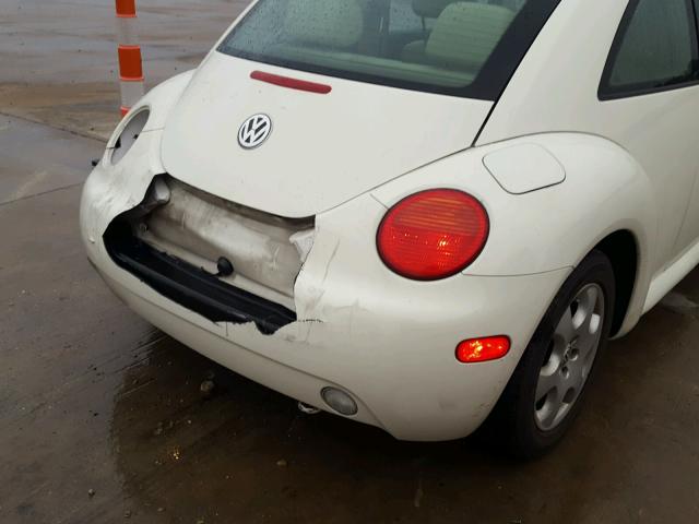 3VWCP21C63M437092 - 2003 VOLKSWAGEN NEW BEETLE 白色 照片 9