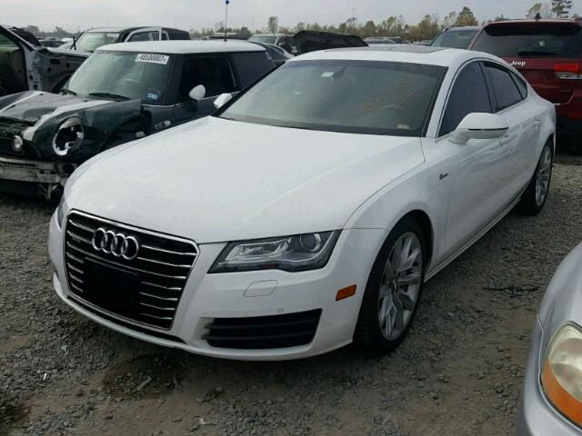 WAUYGAFC4DN150169 - 2013 AUDI A7 PREMIUM WHITE photo 2