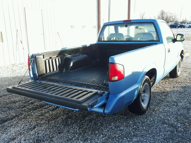 1GCCS1443VK195887 - 1997 CHEVROLET S TRUCK S1 BLUE photo 4