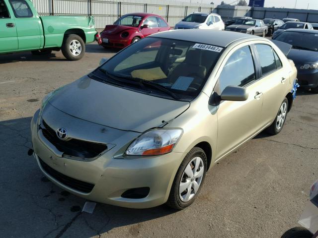 JTDBT923771039457 - 2007 TOYOTA YARIS GREEN photo 2