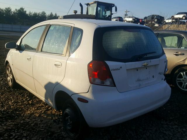KL1TD66618B194741 - 2008 CHEVROLET AVEO BASE WHITE photo 3