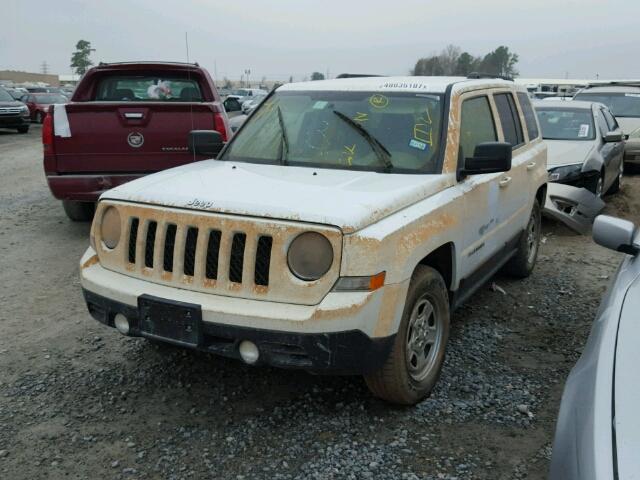 1C4NJPBA7ED708134 - 2014 JEEP PATRIOT SP WHITE photo 2