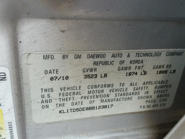 KL1TD5DE0BB123817 - 2011 CHEVROLET AVEO LS SILVER photo 10