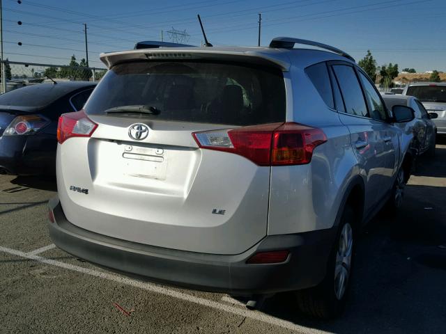 2T3ZFREV2DW060619 - 2013 TOYOTA RAV4 LE Արծաթագույն լուսանկար 4