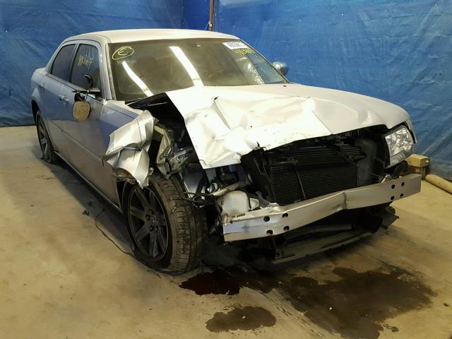 2C3KA53GX6H258479 - 2006 CHRYSLER 300 TOURIN SILVER photo 1