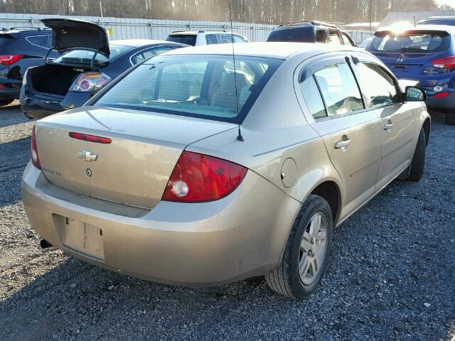 1G1AL52F157669556 - 2005 CHEVROLET COBALT LS GOLD photo 4