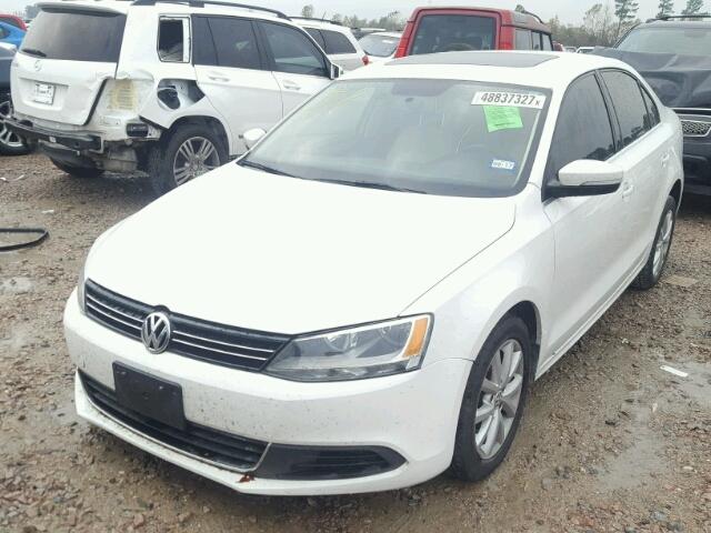 3VWDX7AJ5DM355310 - 2013 VOLKSWAGEN JETTA SE 白色 照片 2