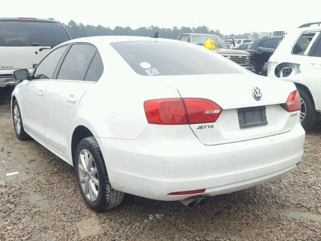 3VWDX7AJ5DM355310 - 2013 VOLKSWAGEN JETTA SE 白色 照片 3