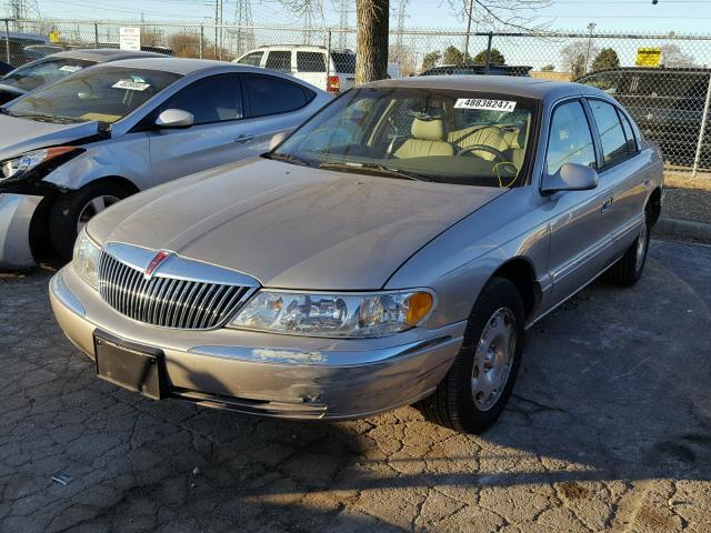 1LNHM97V12Y694372 - 2002 LINCOLN CONTINENTA GRAY photo 2