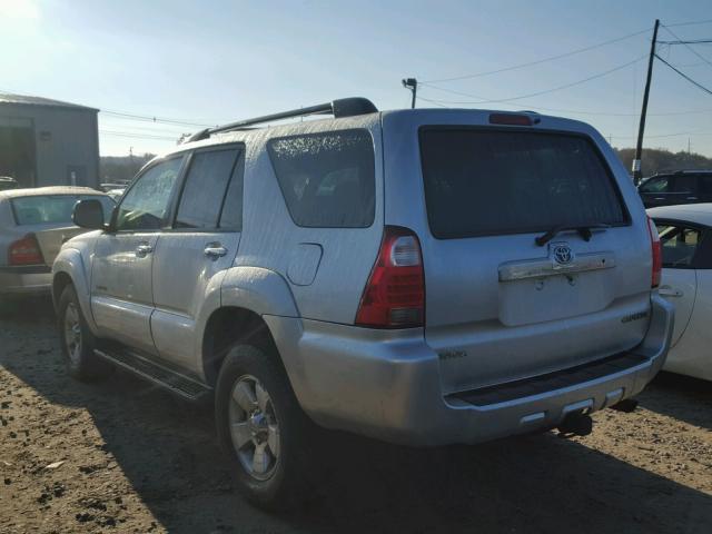 JTEBU14R478084987 - 2007 TOYOTA 4RUNNER SR SILVER photo 3