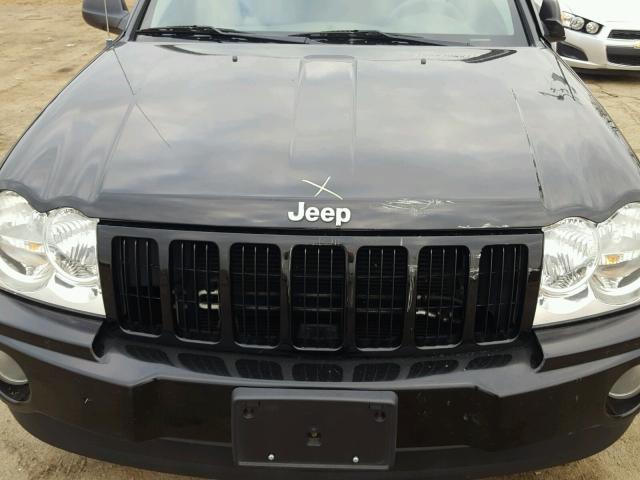 1J8HS48P37C577497 - 2007 JEEP GRAND CHER BLACK photo 7