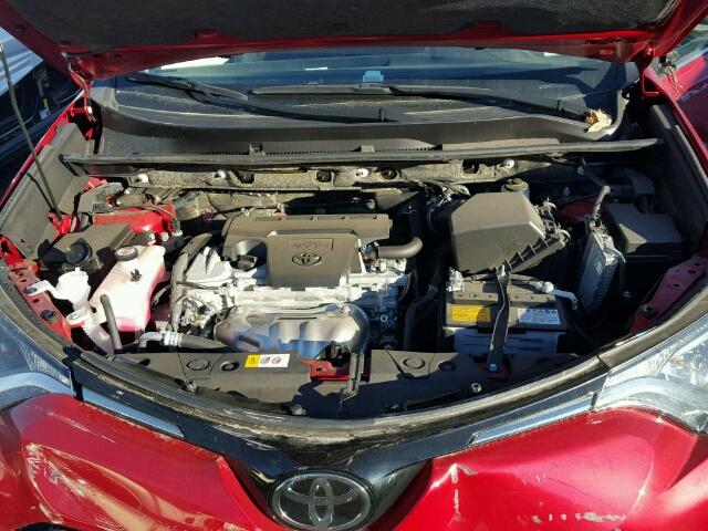 JTMRFREV7HJ116638 - 2017 TOYOTA RAV4 XLE BURGUNDY photo 7