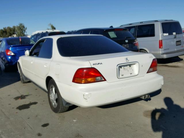 JH4UA364XVC003888 - 1997 ACURA 3.2TL WHITE photo 3