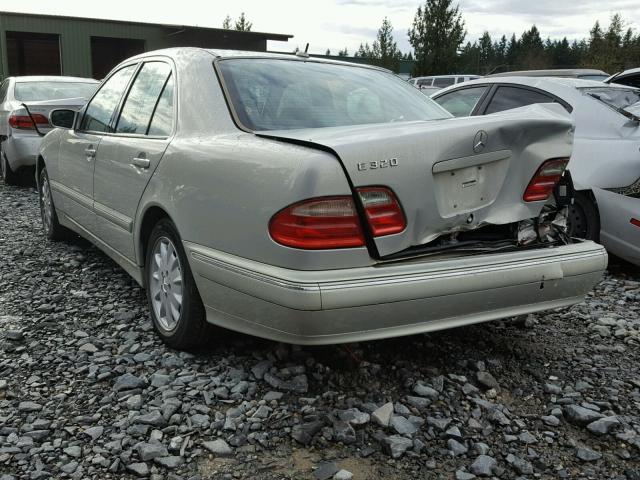 WDBJF65JX1B337867 - 2001 MERCEDES-BENZ E 320 SILVER photo 3